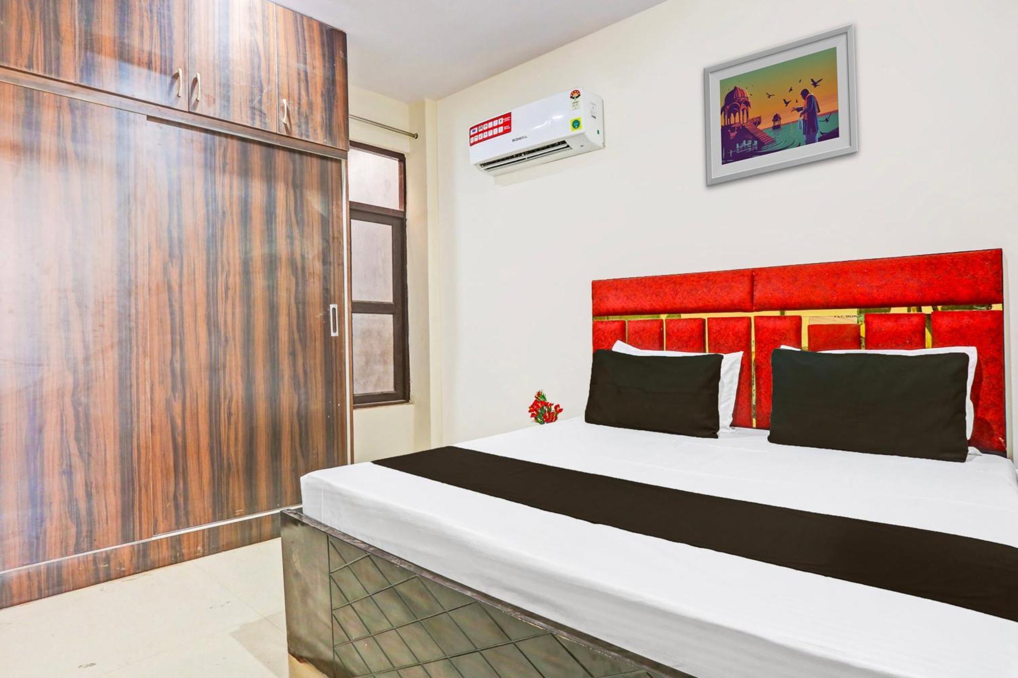Hotel O Redbull Inn Gurgaon Eksteriør billede